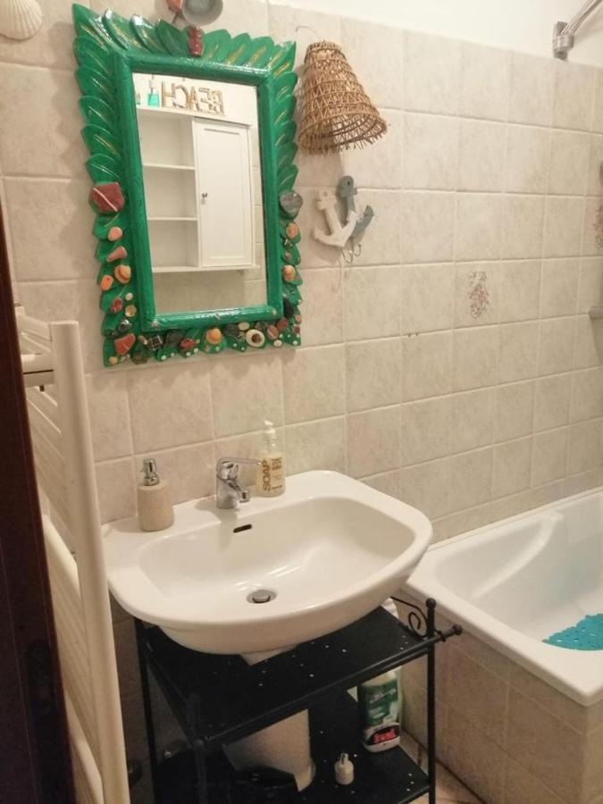 Piano di Follo La Casa Di Uliviヴィラ エクステリア 写真