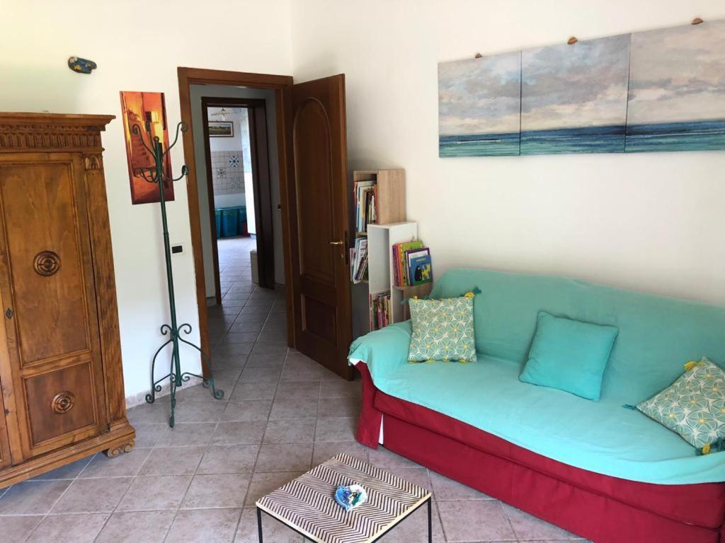 Piano di Follo La Casa Di Uliviヴィラ エクステリア 写真